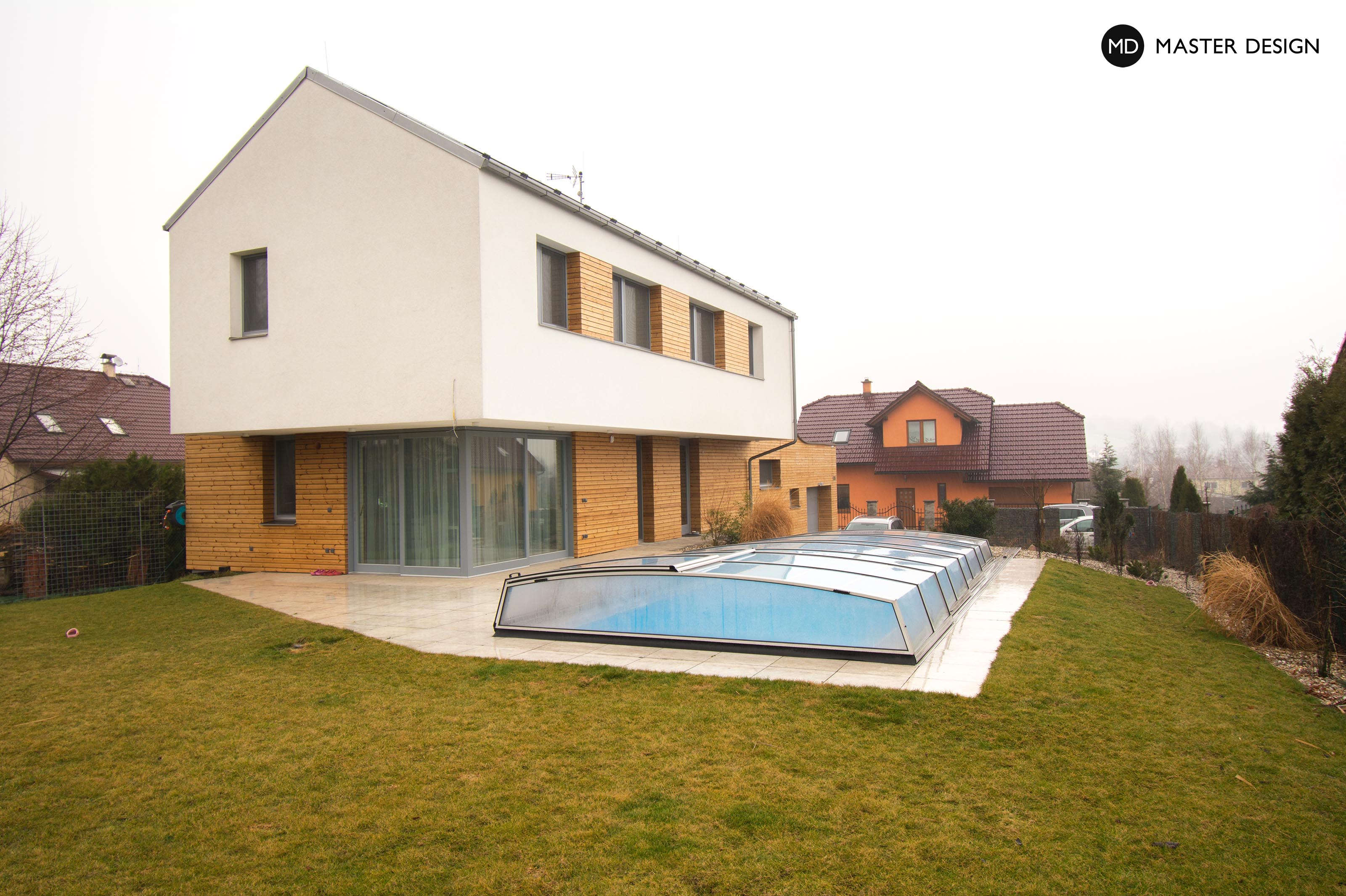 Dům na domě s bazénem a dřevěným obkladem v mírně svažitém pozemku - Krmelín - Vizualizace 2